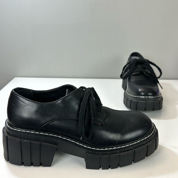 Madden Girl Shoes - Madden Girl Black Phoenix Platform Lug Sole Derby Shoe Size 7.5
